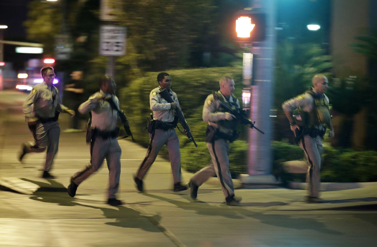 bandar-judi-Las-Vegas-Shooting-police.jpg